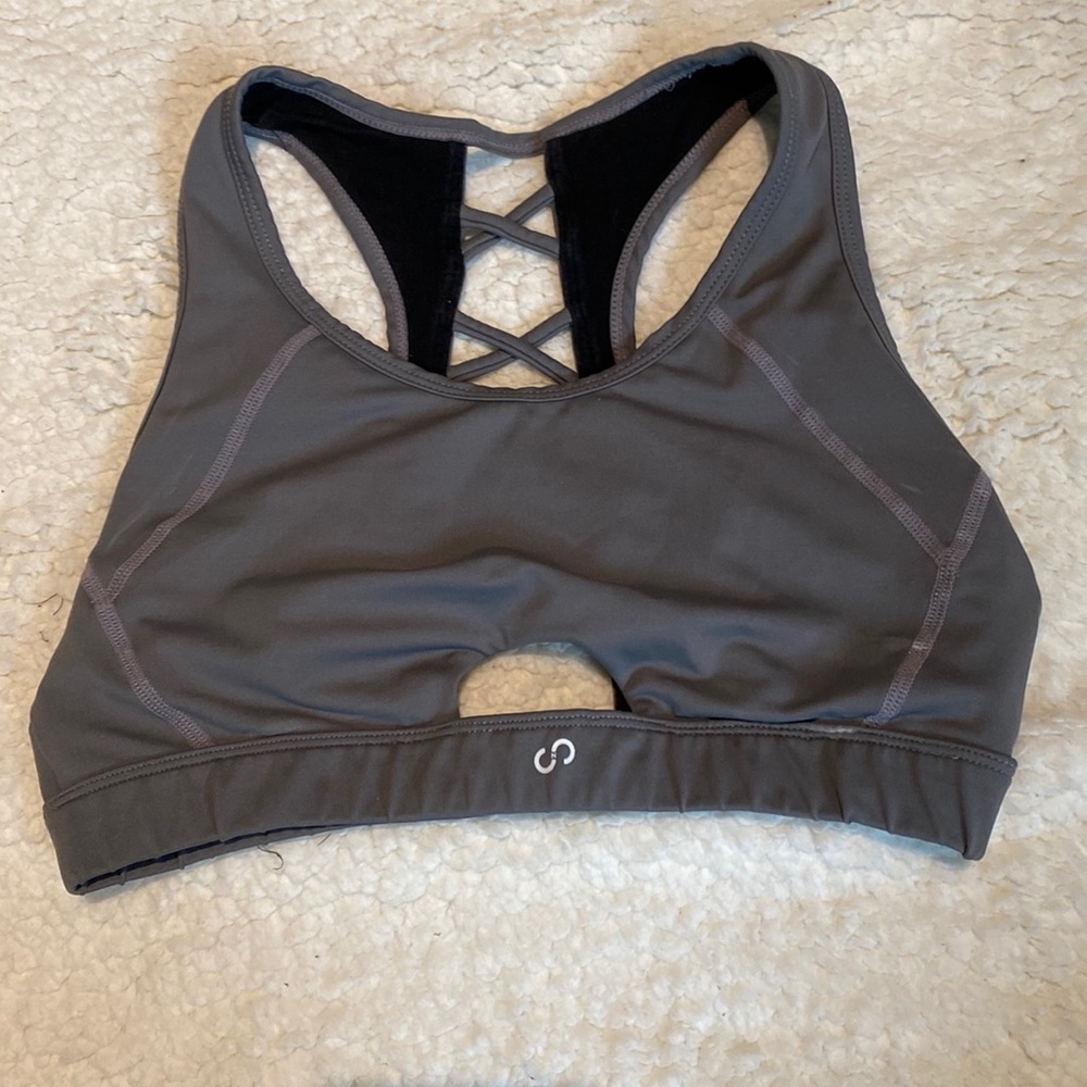 Sports bra